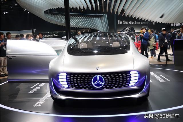 香港资料大全正版资料2025年免费，精准预测结果，精选资料解释大全