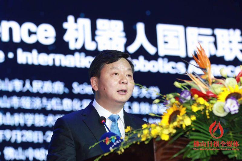 香港资料大全正版资料2025年免费，精准预测结果，精选资料解释大全