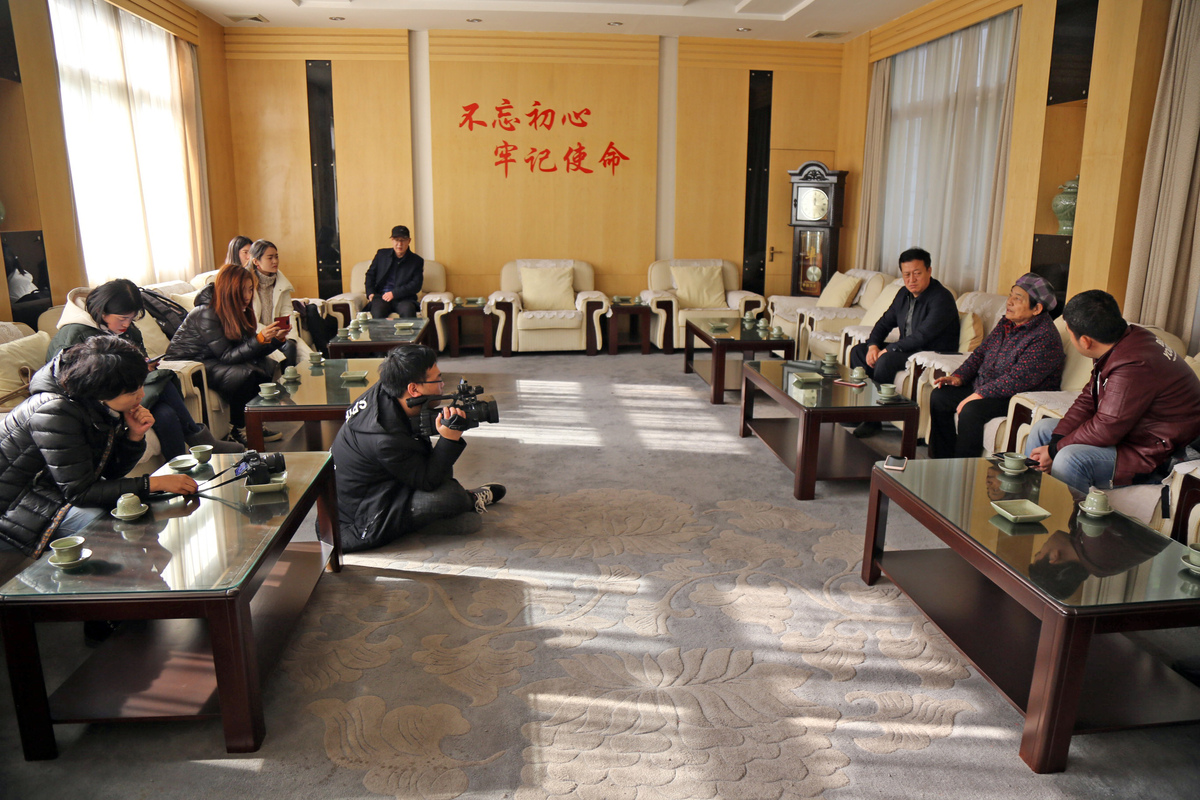 管家婆一肖-一码-一中，精准预测结果，精选资料解释大全